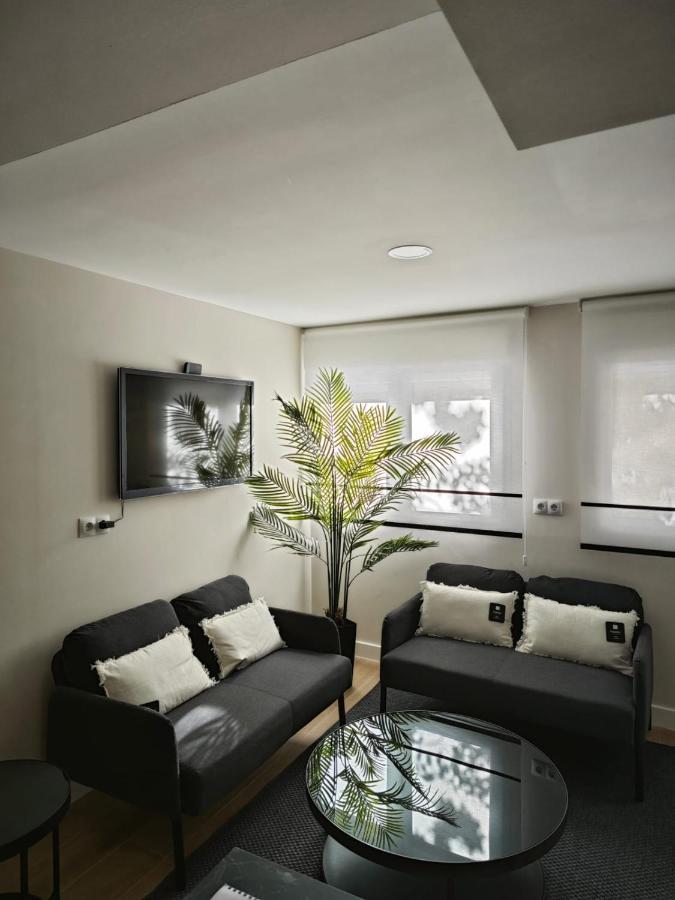 Studio Sevilla Suites Málaga Extérieur photo